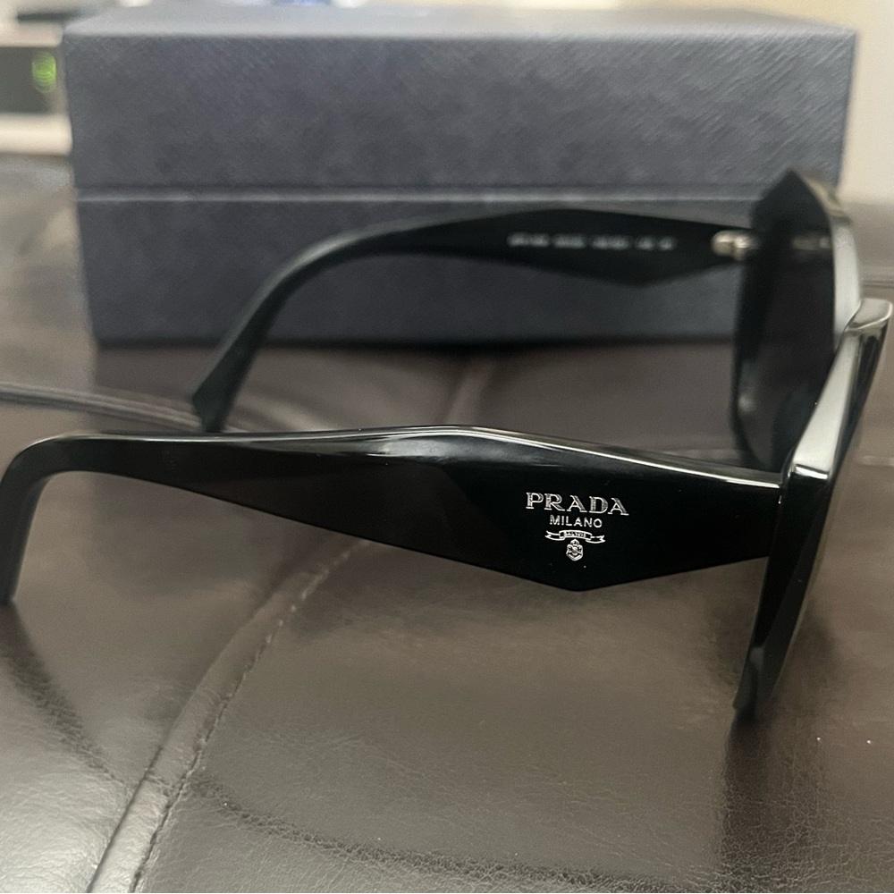 Prada Black Sunglasses Sleek Modern Design. - Picture 5 of 11